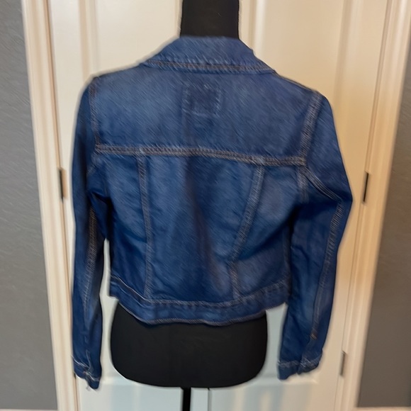 Jean jacket! - Picture 2 of 3